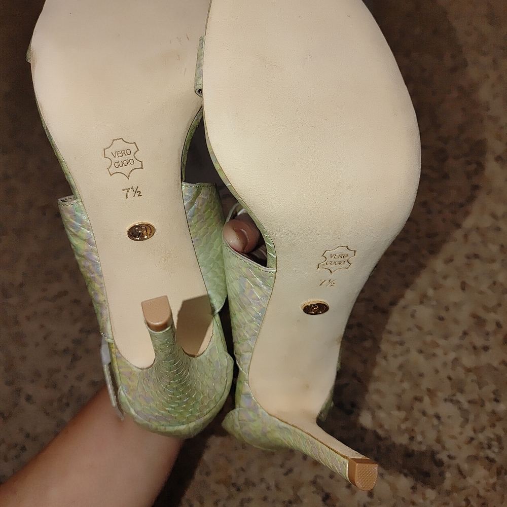 CHARLES DAVID ICON MINT SNAKE SANDAL 7.5 - Picture 12 of 12